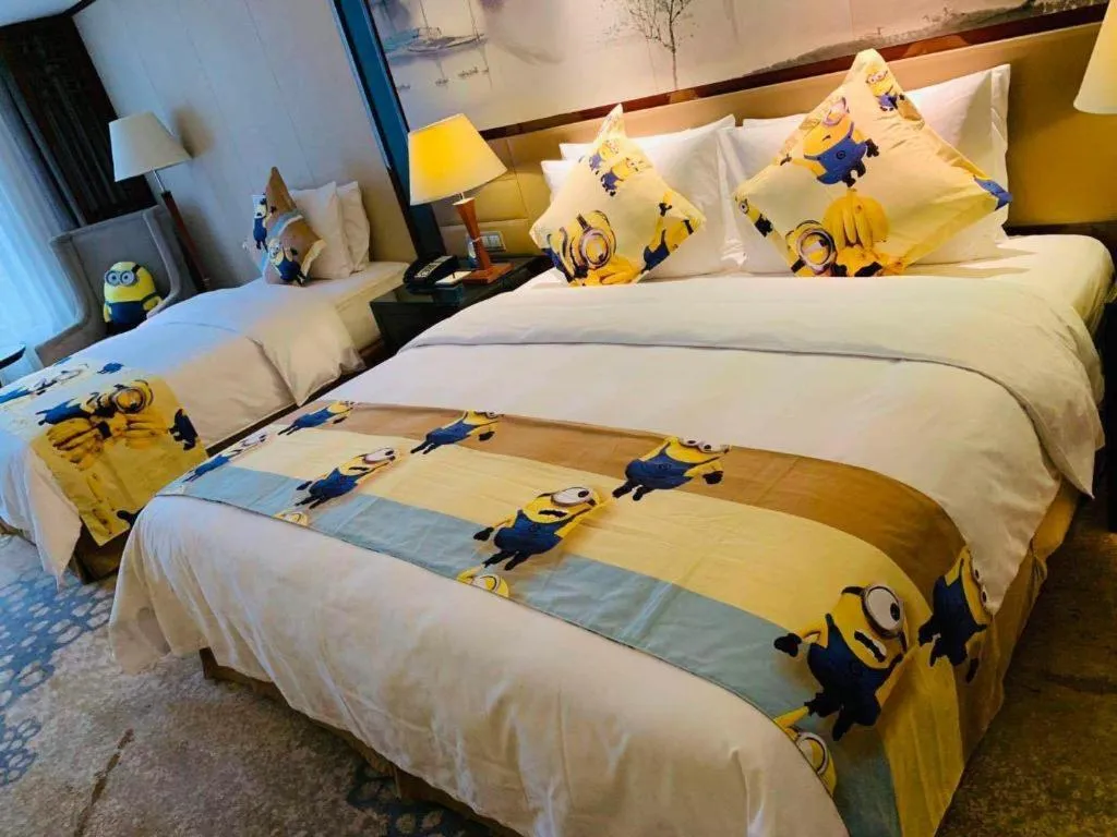 Bed in Yang Peng Jin Jiang Hotel