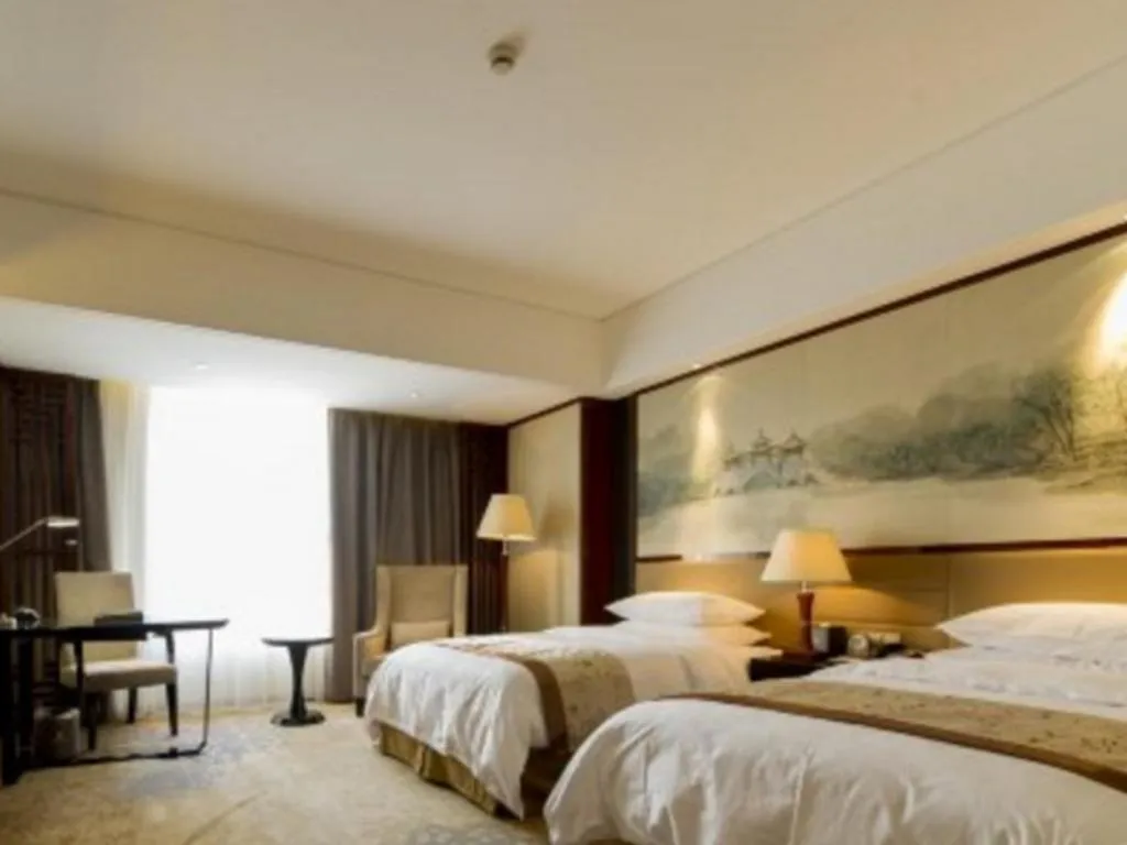 Bed in Yang Peng Jin Jiang Hotel