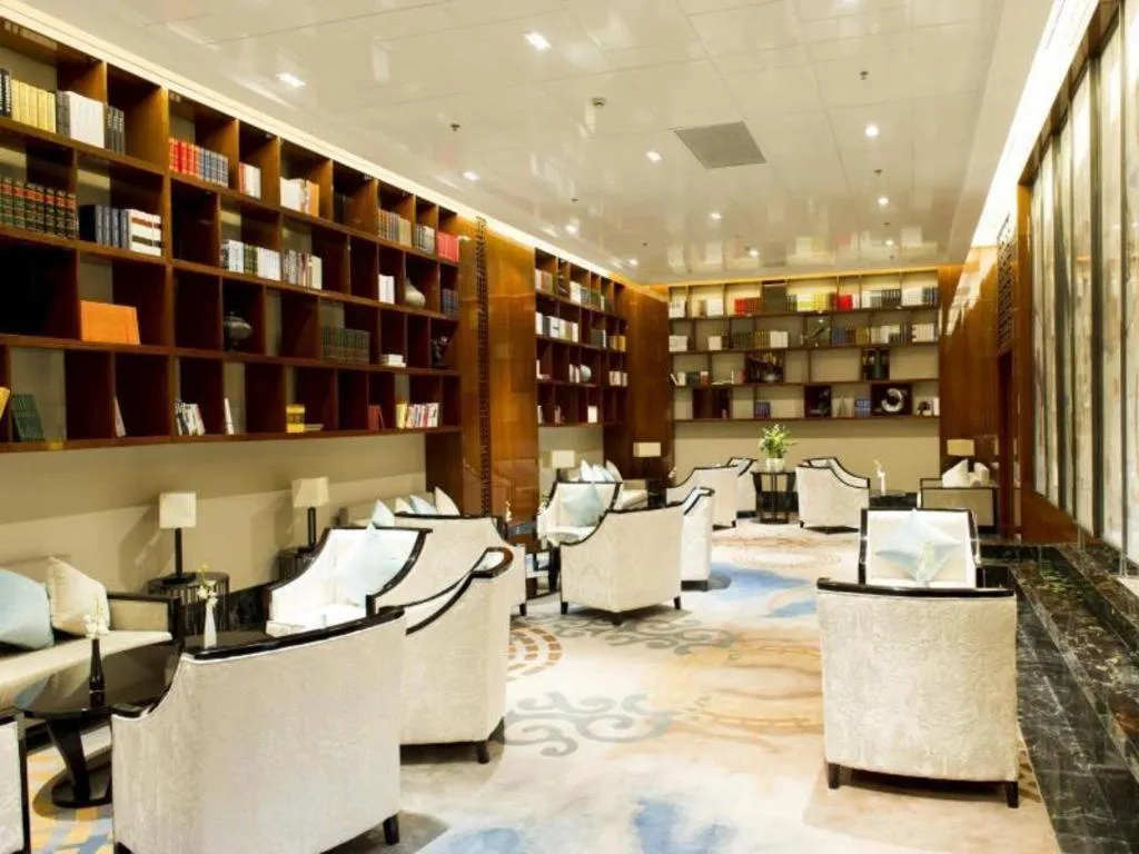 Yang Peng Jin Jiang Hotel