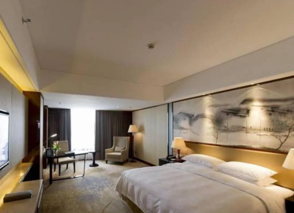 Bed in Yang Peng Jin Jiang Hotel