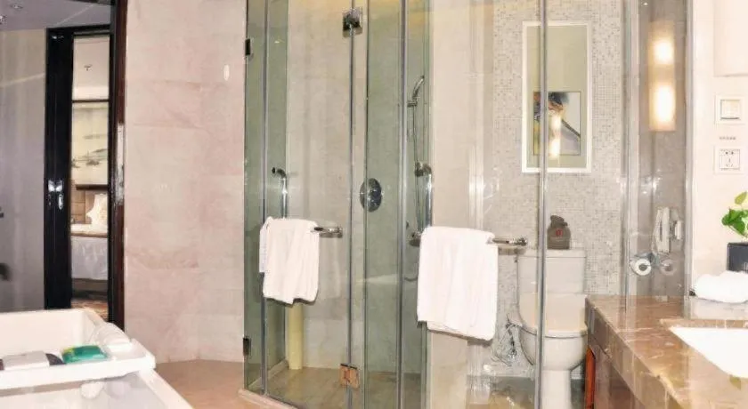 Yang Peng Jin Jiang Hotel