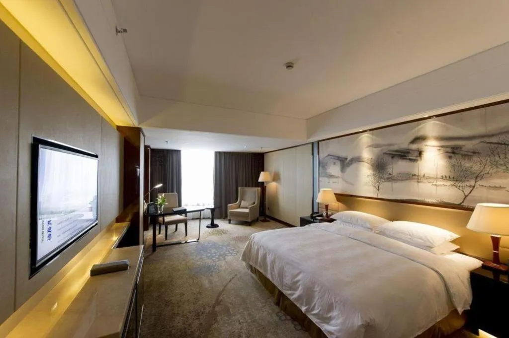 Bed in Yang Peng Jin Jiang Hotel