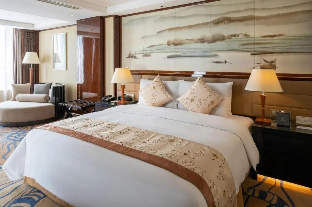 Bed in Yang Peng Jin Jiang Hotel