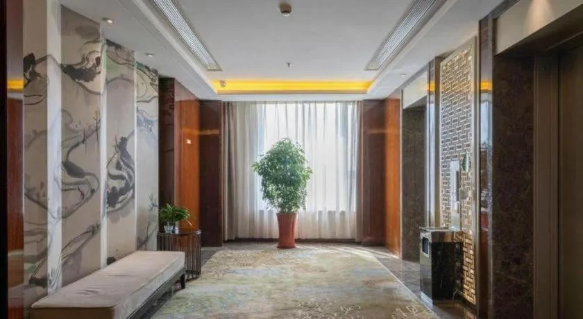 Yang Peng Jin Jiang Hotel