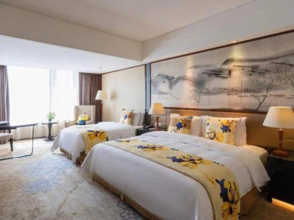 Bed in Yang Peng Jin Jiang Hotel