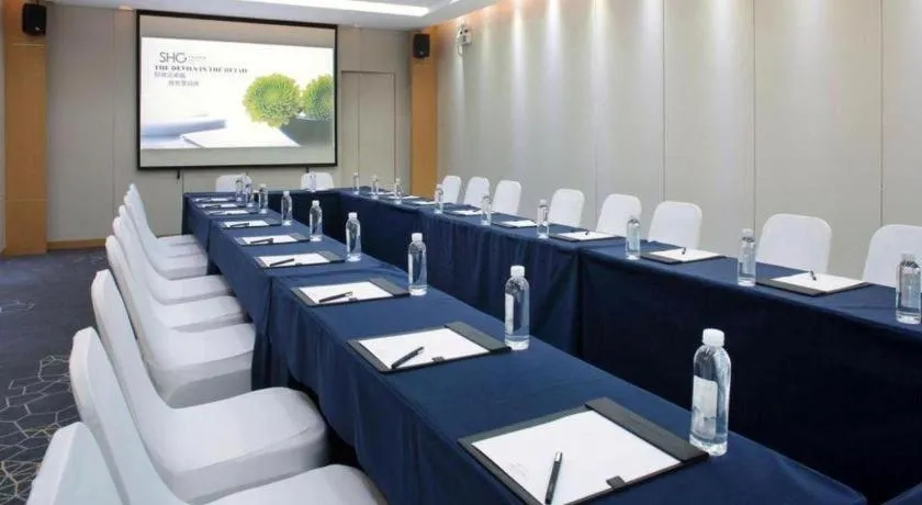 Dongguan Silver World Garden Hotel