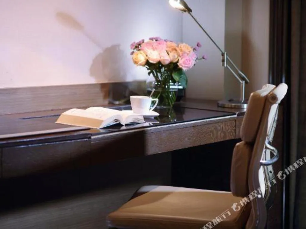 Dongguan Silver World Garden Hotel