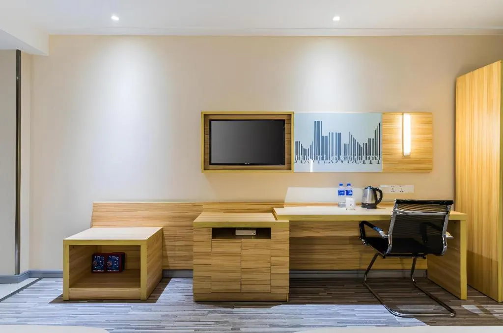 City Comfort Inn Yangjiang Baili Plaza Mojiang Road