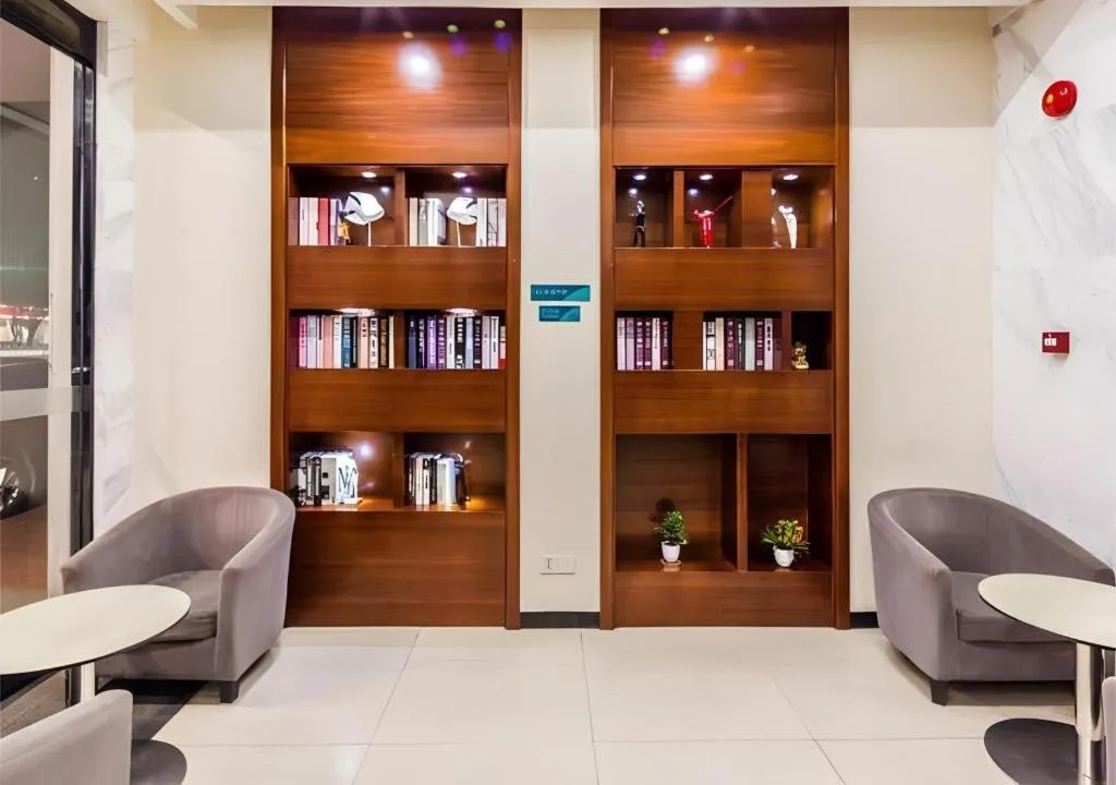 City Comfort Inn Yangjiang Baili Plaza Mojiang Road