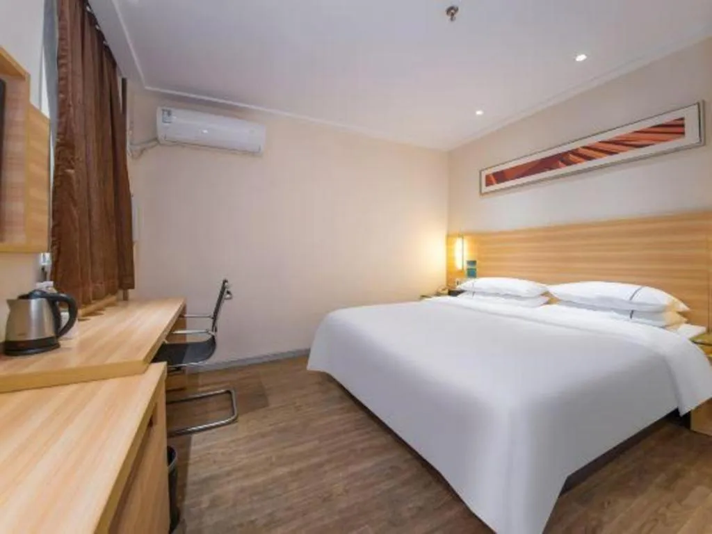 Bed in City Comfort Inn Yangjiang Baili Plaza Mojiang Road