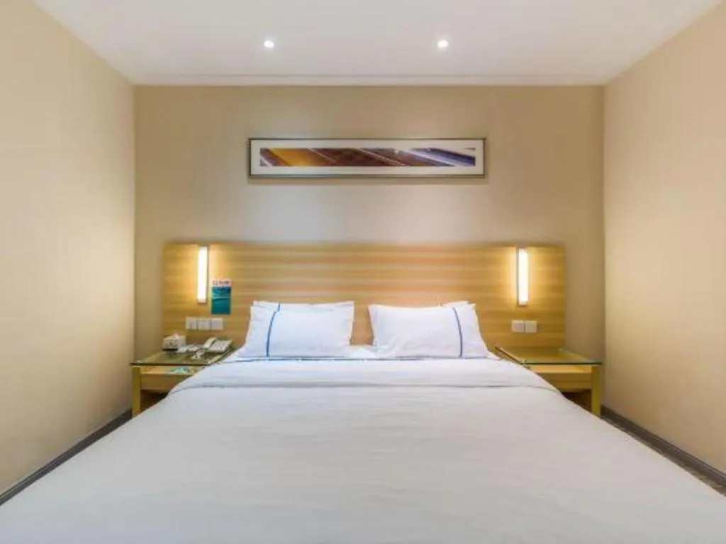 Bed in City Comfort Inn Yangjiang Baili Plaza Mojiang Road