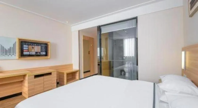 Bed in City Comfort Inn Yangjiang Baili Plaza Mojiang Road