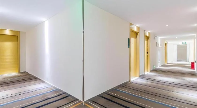 Bed in City Comfort Inn Yangjiang Baili Plaza Mojiang Road