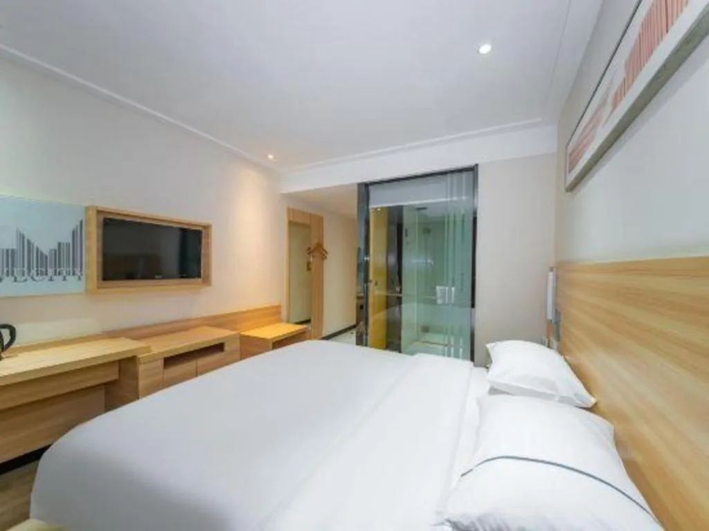 Bed in City Comfort Inn Yangjiang Baili Plaza Mojiang Road