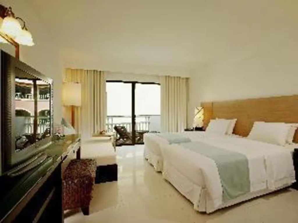 Bed in Ramada by Wyndham Phuket Southsea