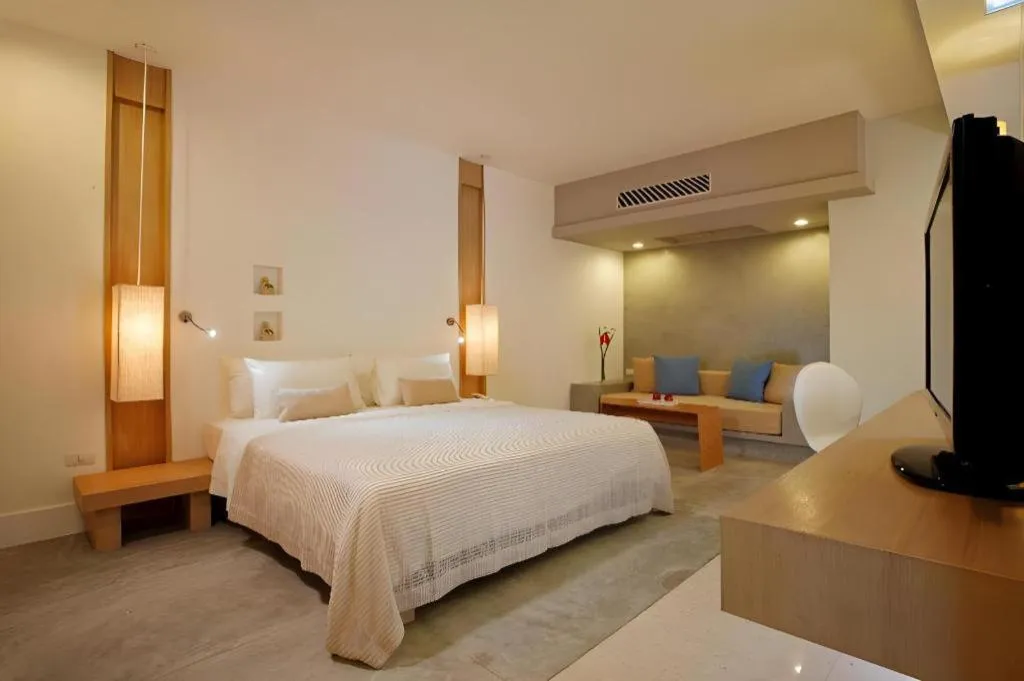 Bed in Ramada by Wyndham Phuket Southsea