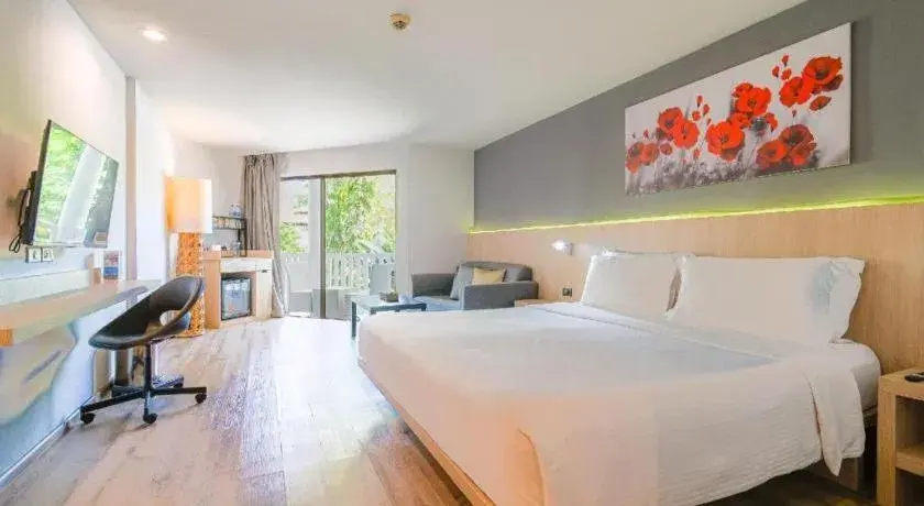 Bed in Ramada by Wyndham Phuket Southsea Bed in Ramada by Wyndham Phuket Southsea