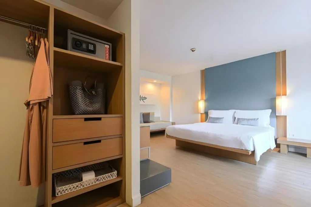 Bed in Ramada by Wyndham Phuket Southsea