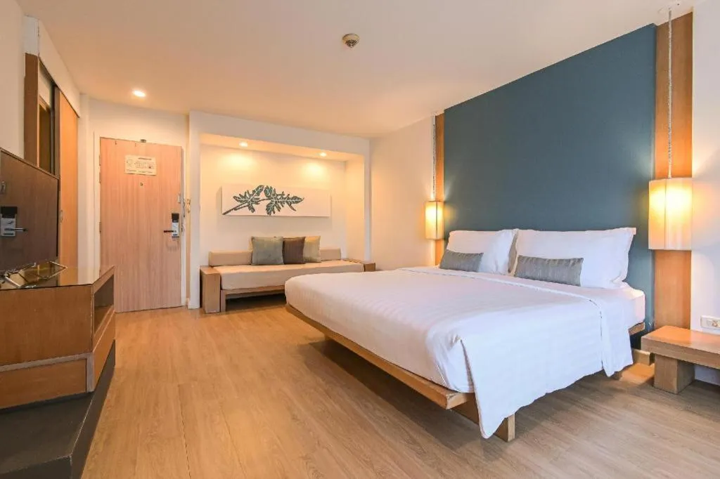 Bed in Ramada by Wyndham Phuket Southsea