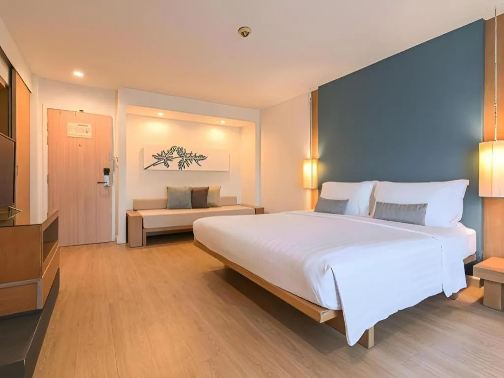 Bed in Ramada by Wyndham Phuket Southsea