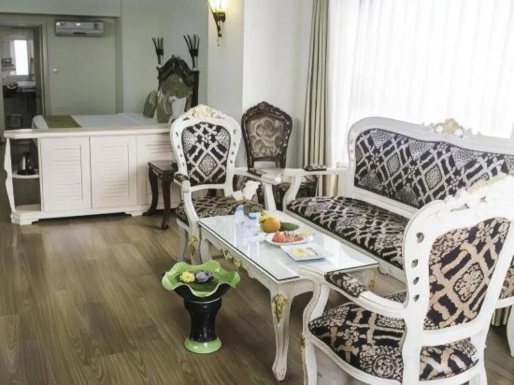 Hoang Long Hotel - Hai Phong City Center