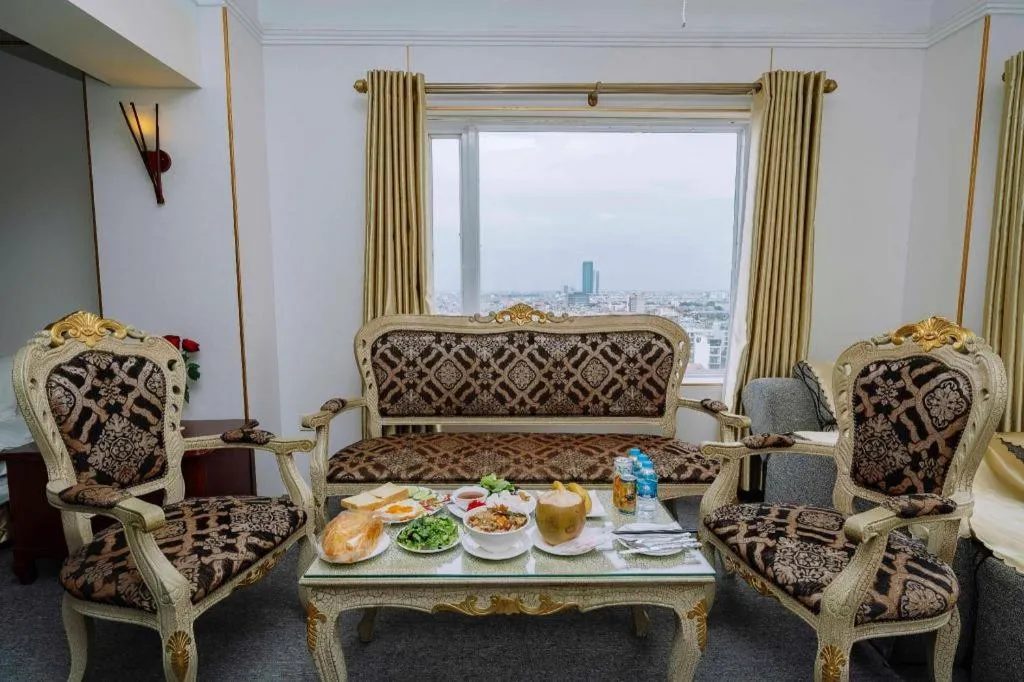 Hoang Long Hotel - Hai Phong City Center