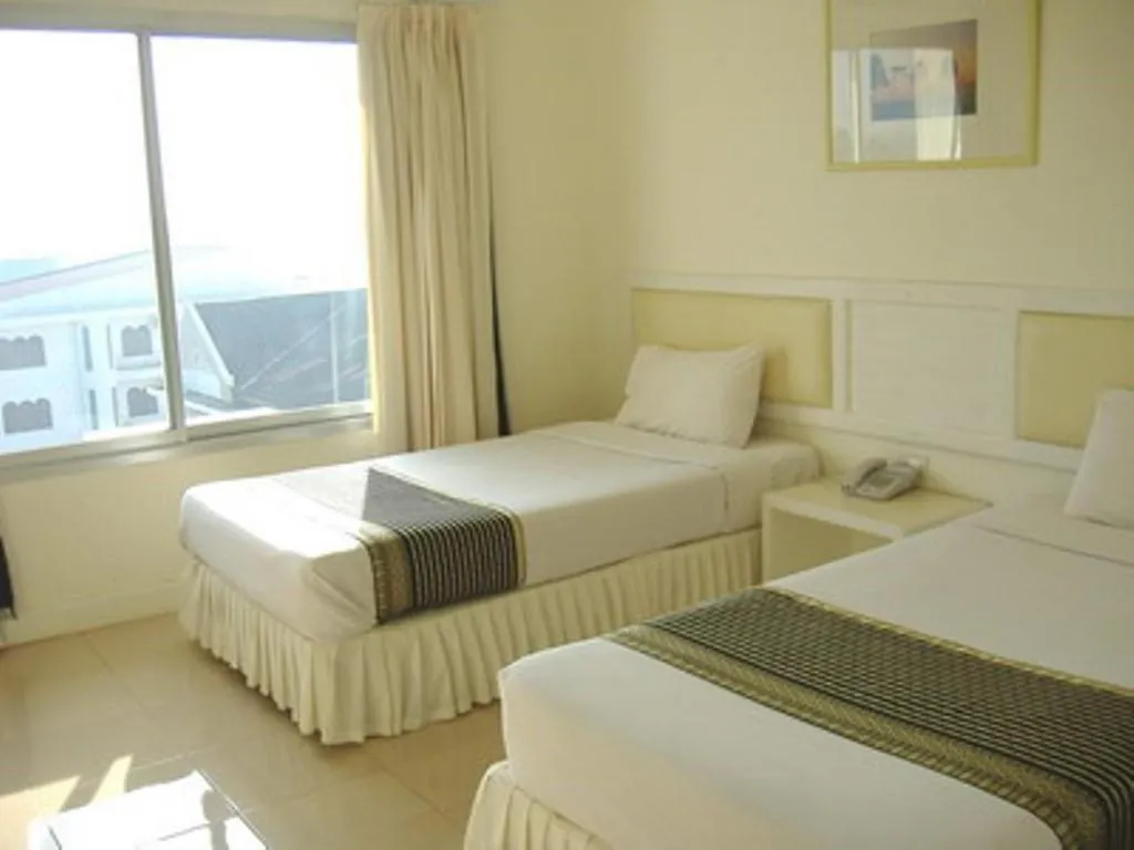 Bed in Seng Aroun Hotel