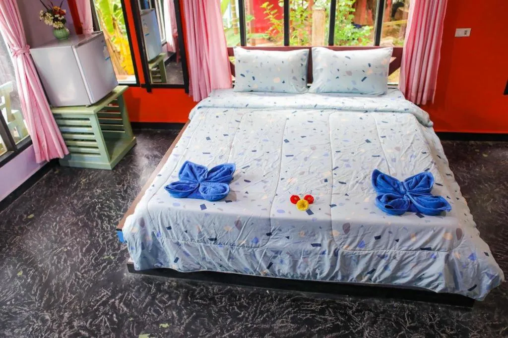 Bed in Tamsabai Resort