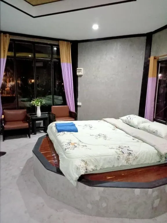 Bed in Tamsabai Resort