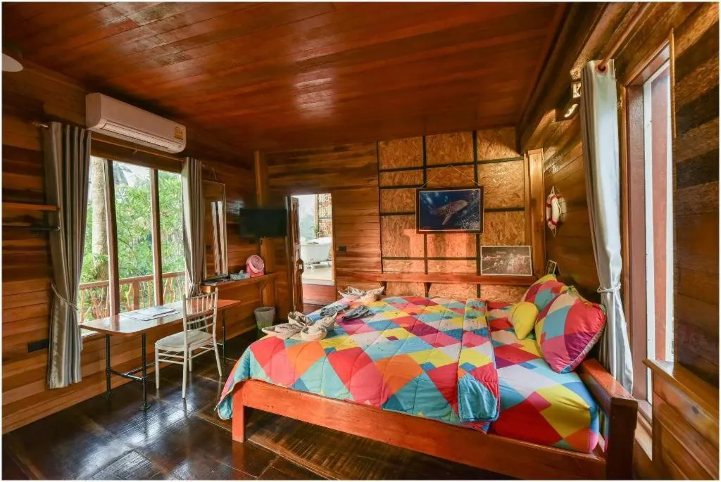 Bed in Tamsabai Resort