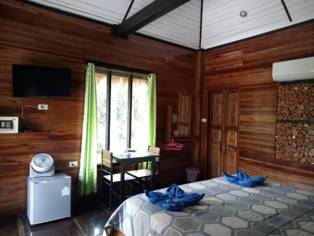 Bed in Tamsabai Resort