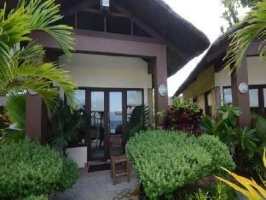 Kahuna Beach Resort and Spa