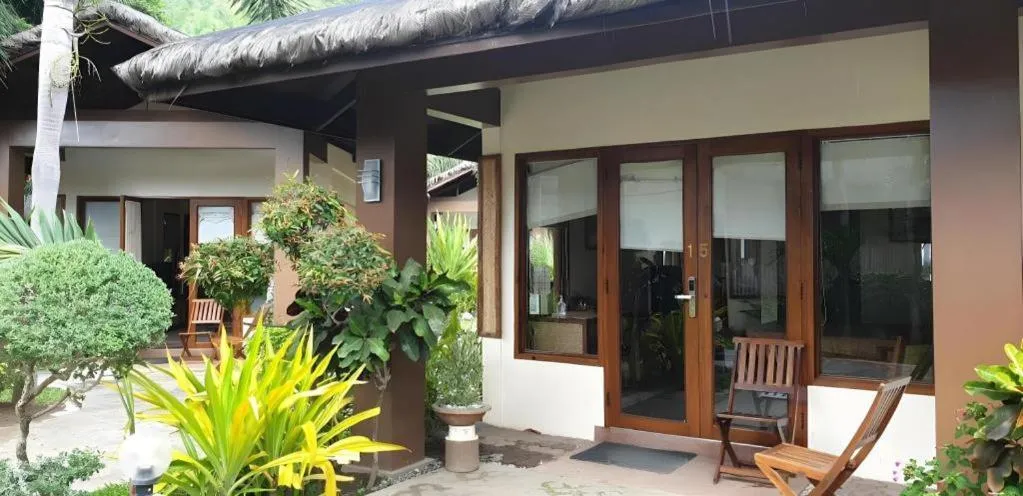 Kahuna Beach Resort and Spa