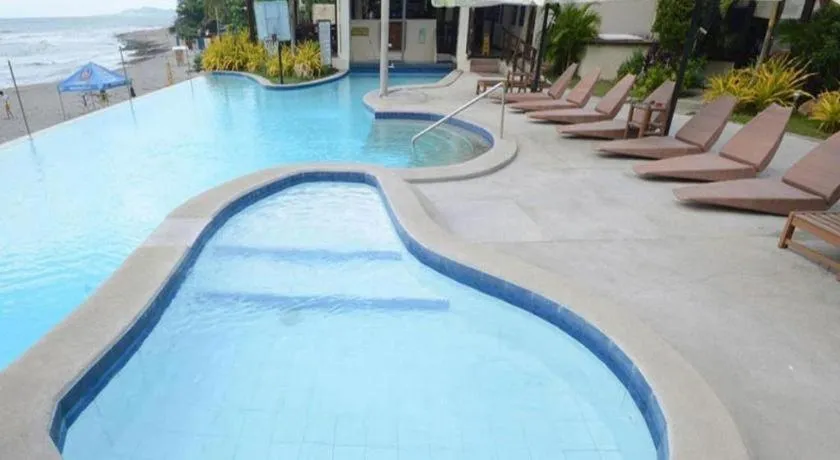 Kahuna Beach Resort and Spa