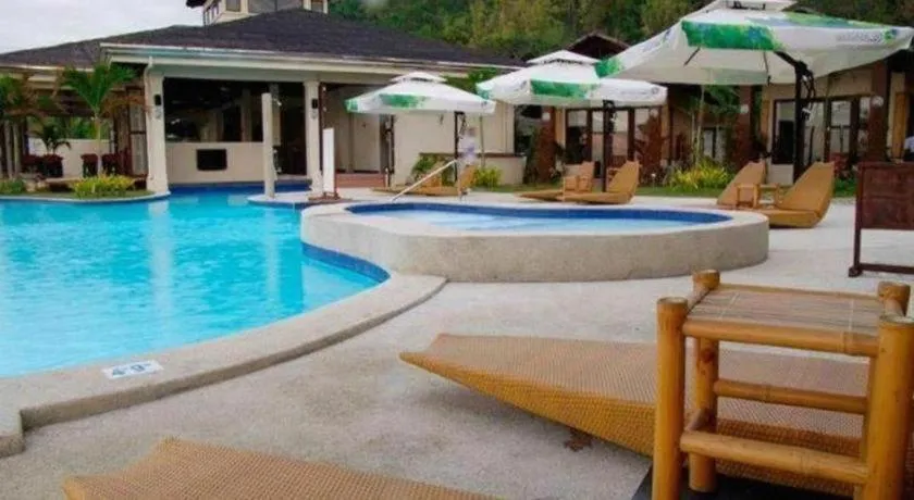 Kahuna Beach Resort and Spa