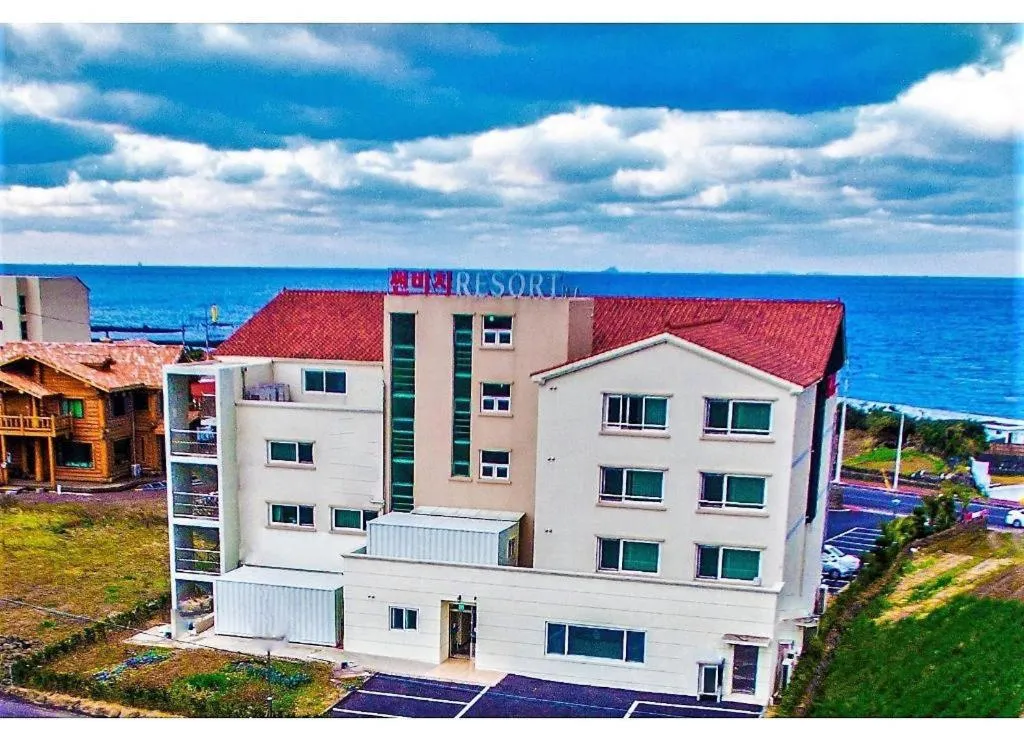 Jeju Sunbeach Hotel & Resort