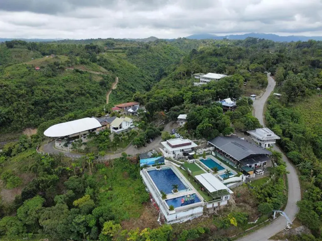 Ultra Winds Mountain Resort Ultra Winds Mountain Resort