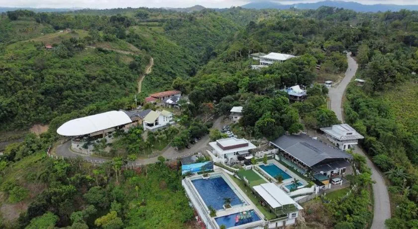 Ultra Winds Mountain Resort