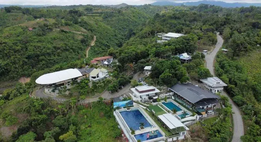 Ultra Winds Mountain Resort Ultra Winds Mountain Resort