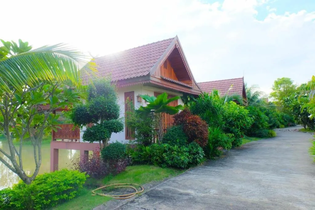 THAISOMBOON BIGHOME RESORT