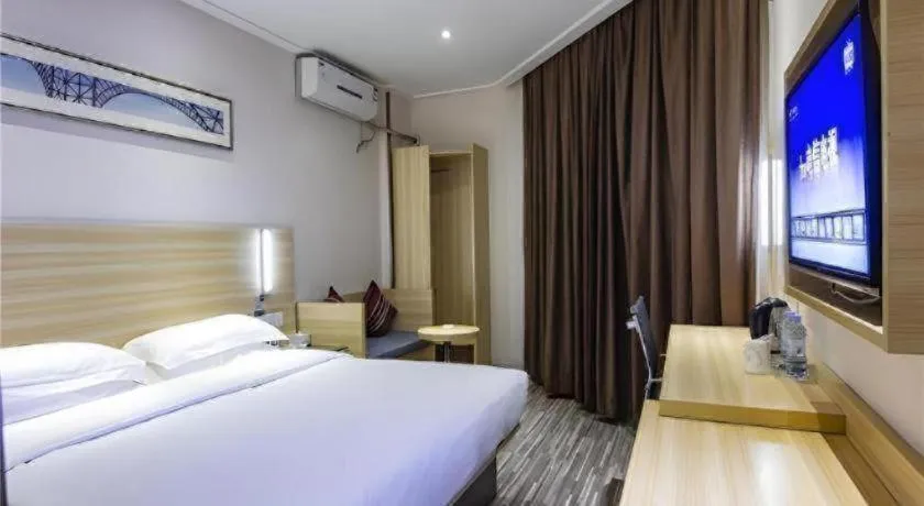 Bed in City Comfort Inn Nanchang Bayi Square Railway Station