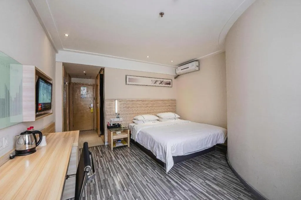 Bed in City Comfort Inn Nanchang Bayi Square Railway Station