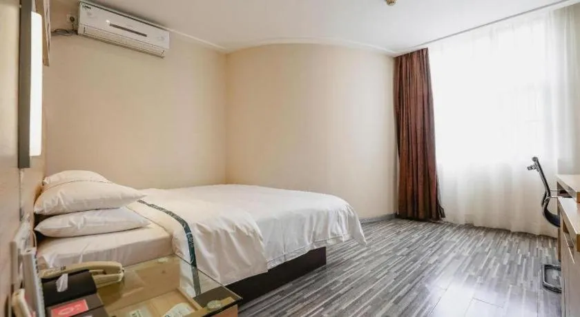 Bed in City Comfort Inn Nanchang Bayi Square Railway Station