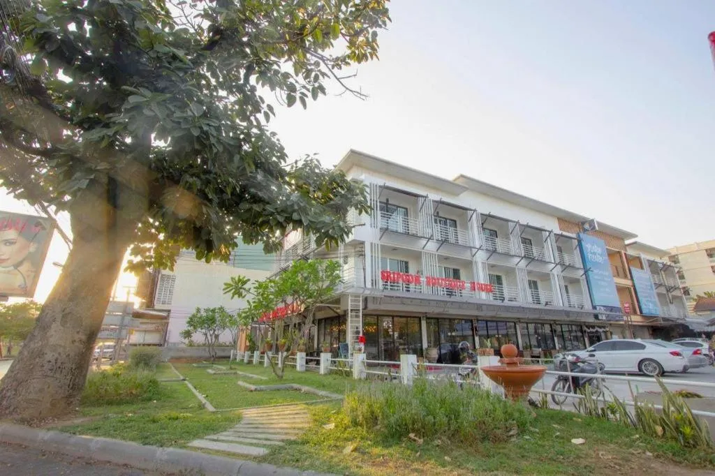 Sripoom Boutique House