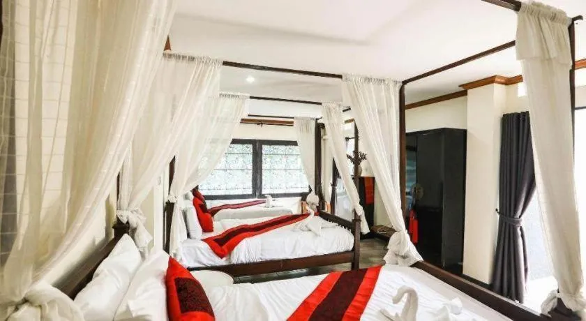 Bed in Sripoom Boutique House