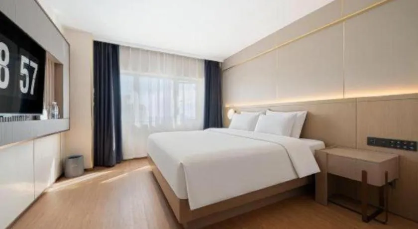 Bed in Lavande Hotel·Dongxing Port