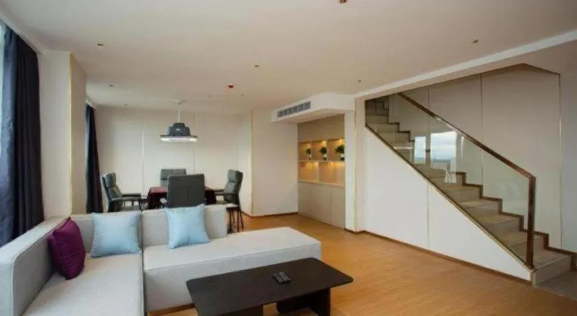 Lavande Hotel·Dongxing Port