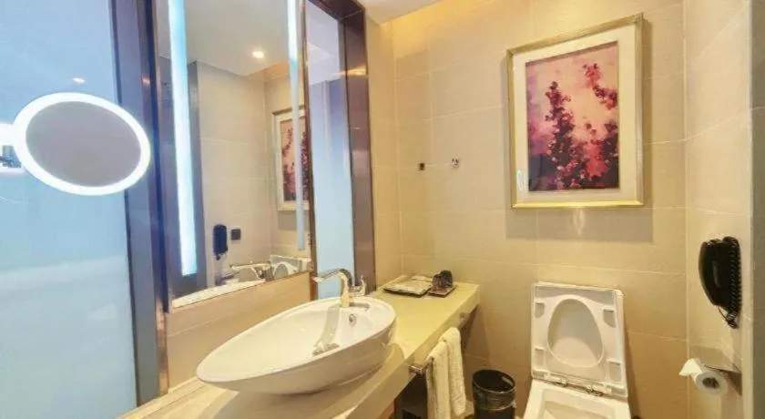Lavande Hotel·Dongxing Port