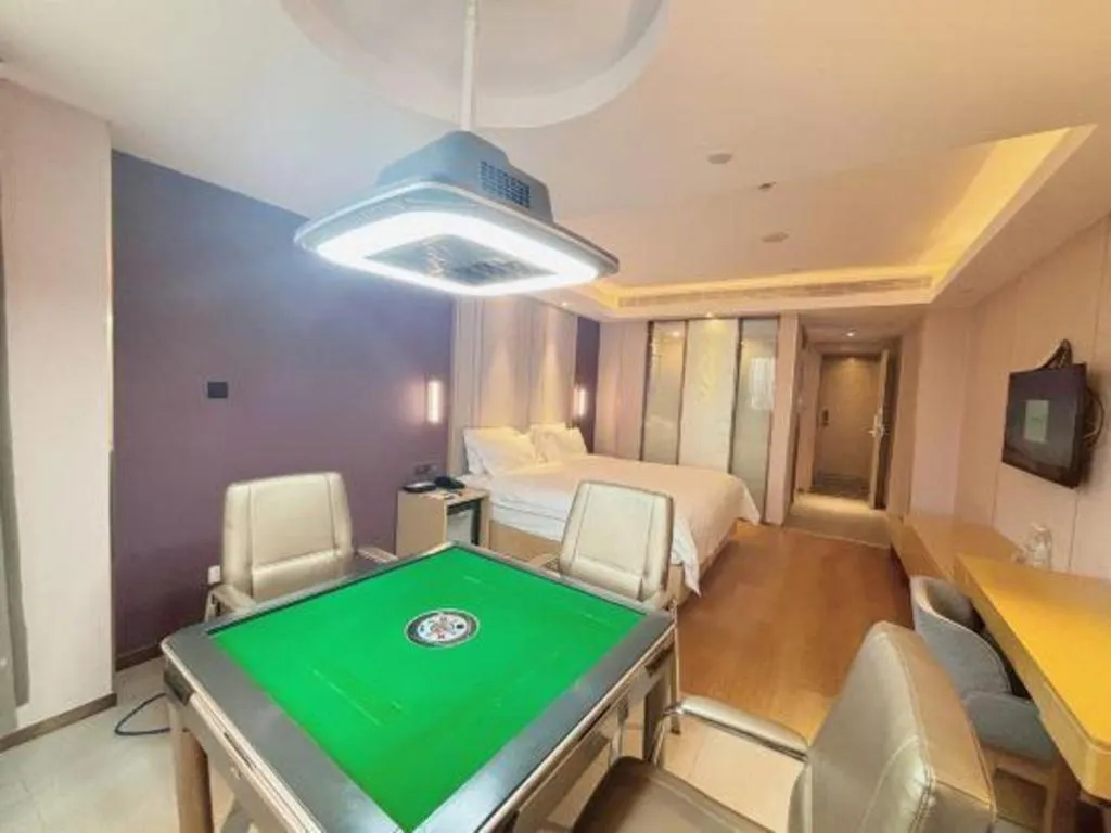 Lavande Hotel·Dongxing Port