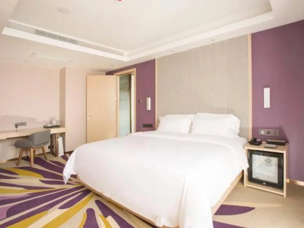 Bed in Lavande Hotel·Dongxing Port